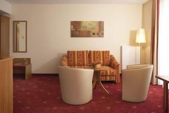 פאדרבורן Waldhotel Nachtigall מראה חיצוני תמונה
